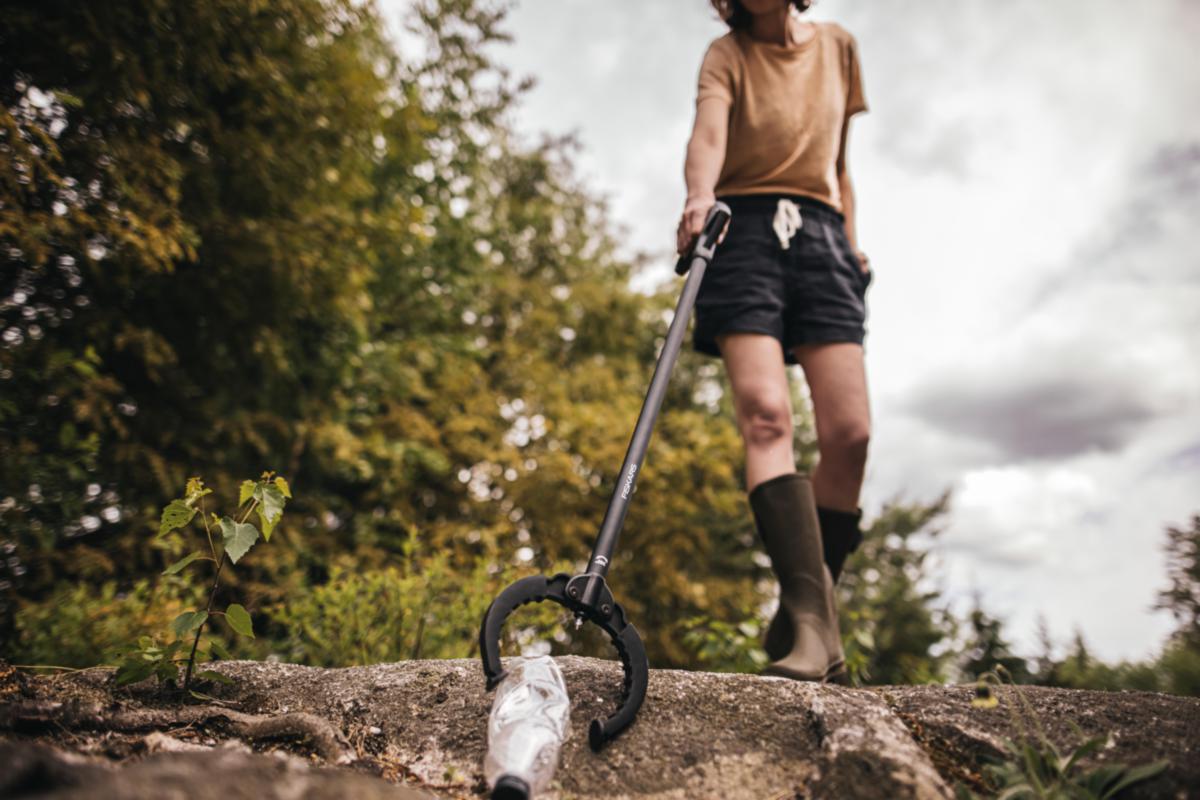 Fiskars Søppelplukker 875 mm Ergonomisk Plukkeredskap